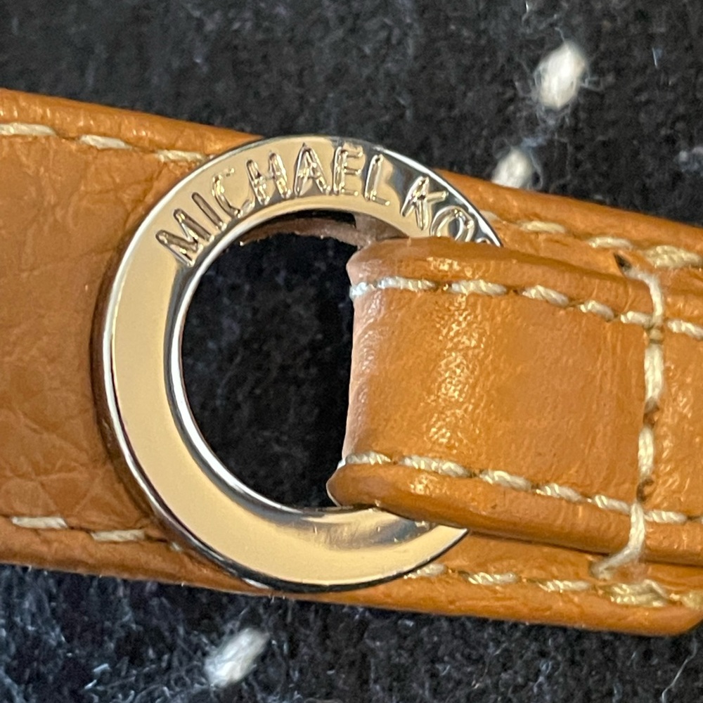 Michael Kors belt - Picture 3 of 3